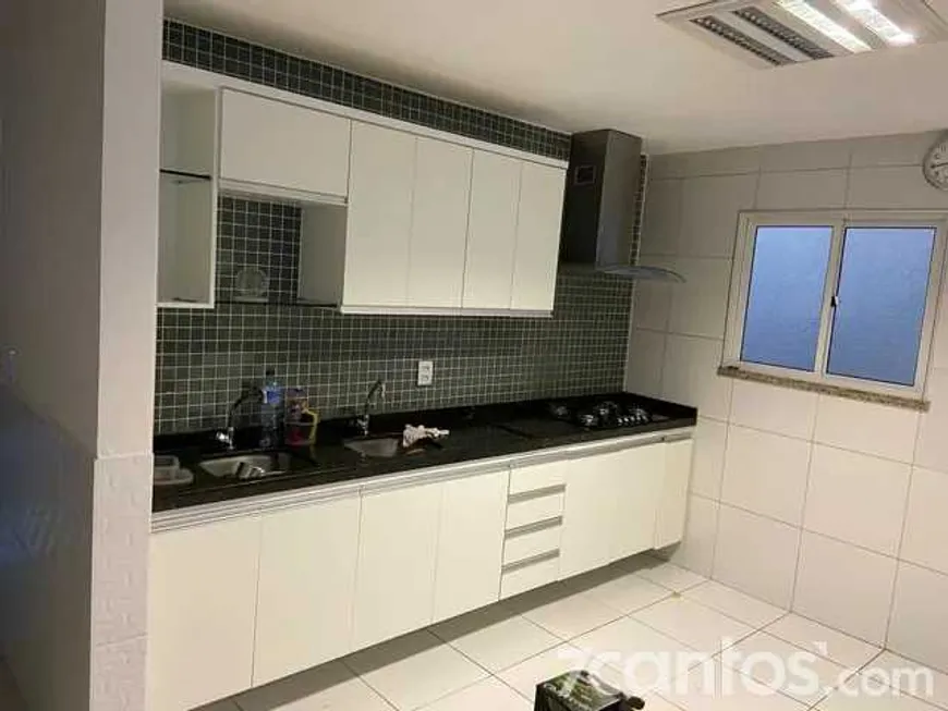 Foto 1 de Casa com 4 Quartos para alugar, 152m² em Sapiranga, Fortaleza