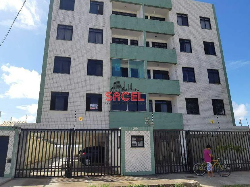 Foto 1 de Apartamento com 3 Quartos à venda, 98m² em Atalaia, Aracaju