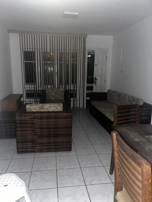 Foto 1 de Apartamento com 3 Quartos para venda ou aluguel, 110m² em Glória, Macaé