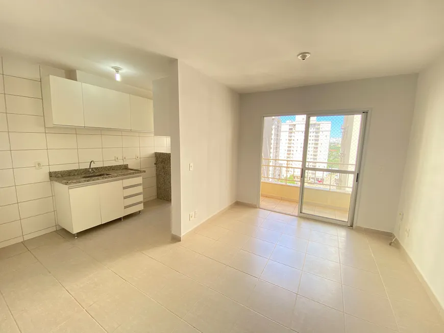 Foto 1 de Apartamento com 3 Quartos à venda, 74m² em Setor Goiânia 2, Goiânia