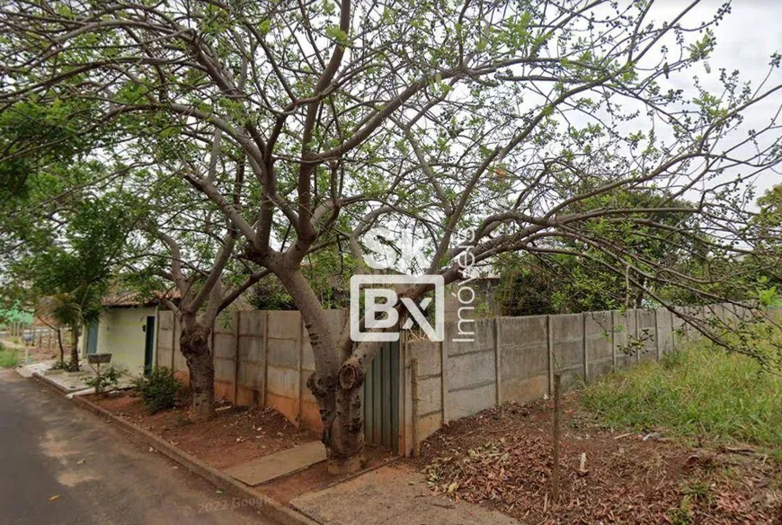 Foto 1 de Lote/Terreno à venda, 300m² em Aeroporto, Uberlândia