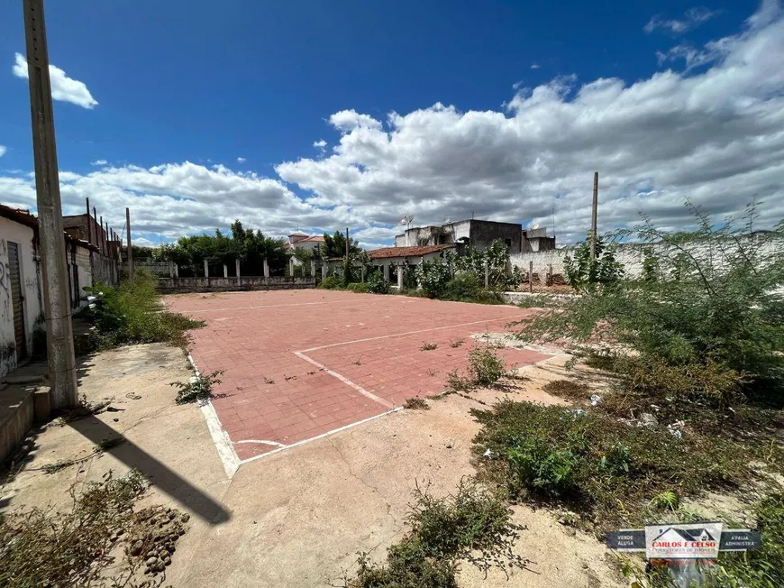 Foto 1 de Lote/Terreno à venda, 800m² em Santo Antonio, Patos