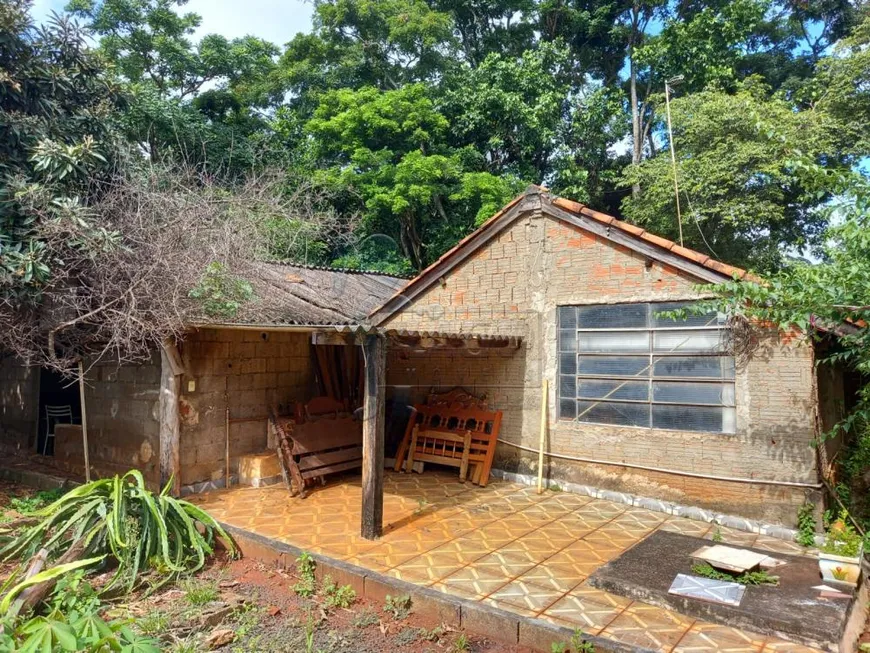 Foto 1 de Fazenda/Sítio com 2 Quartos para alugar, 150m² em Bonfim Paulista, Ribeirão Preto