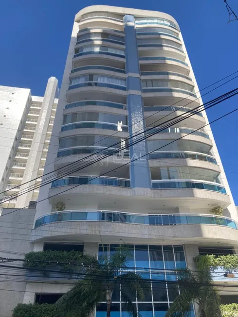 Foto 1 de Apartamento com 3 Quartos à venda, 146m² em Centro, Campos dos Goytacazes