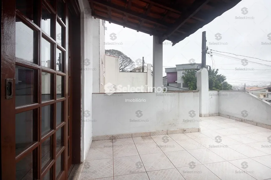 Foto 1 de Sobrado com 3 Quartos à venda, 142m² em Parque Gerassi, Santo André