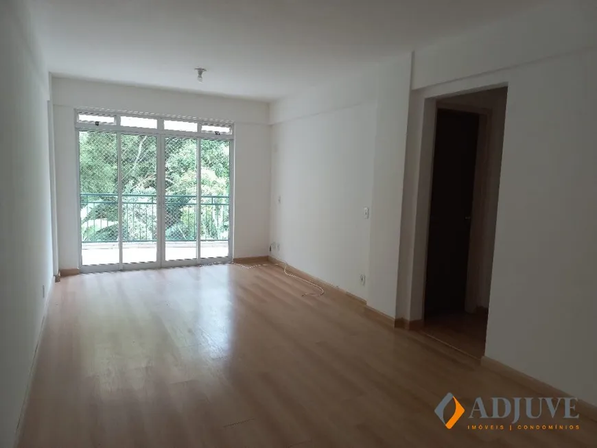 Foto 1 de Apartamento com 2 Quartos à venda, 74m² em Quitandinha, Petrópolis