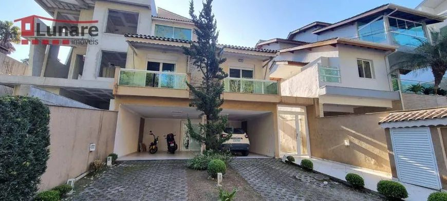 Foto 1 de Casa de Condomínio com 3 Quartos à venda, 300m² em Arua, Mogi das Cruzes