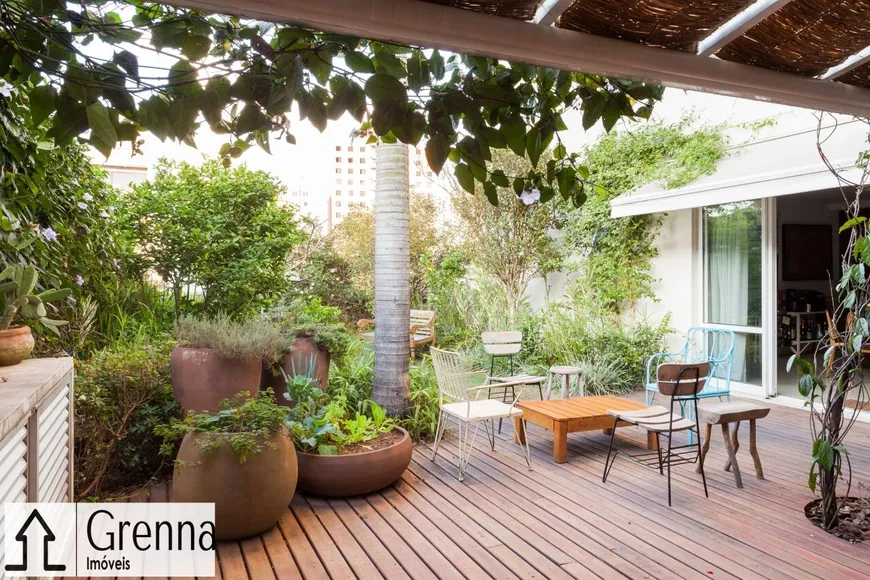 Foto 1 de Apartamento com 2 Quartos para venda ou aluguel, 260m² em Vila Madalena, São Paulo