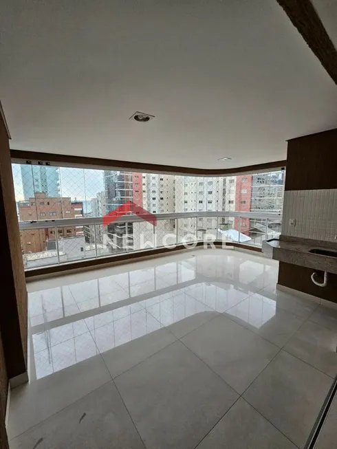 Foto 1 de Apartamento com 4 Quartos à venda, 222m² em Meia Praia, Itapema
