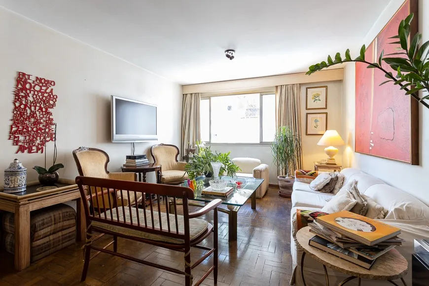 Foto 1 de Apartamento com 3 Quartos à venda, 105m² em Vila Uberabinha, São Paulo