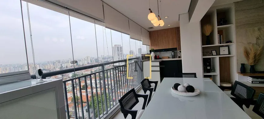 Foto 1 de Apartamento com 2 Quartos à venda, 60m² em Aclimação, São Paulo