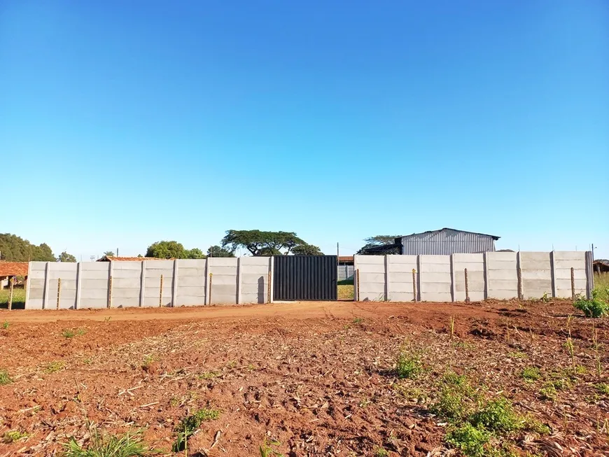 Foto 1 de com 3 Quartos para alugar, 250m² em Area Rural de Limeira, Limeira