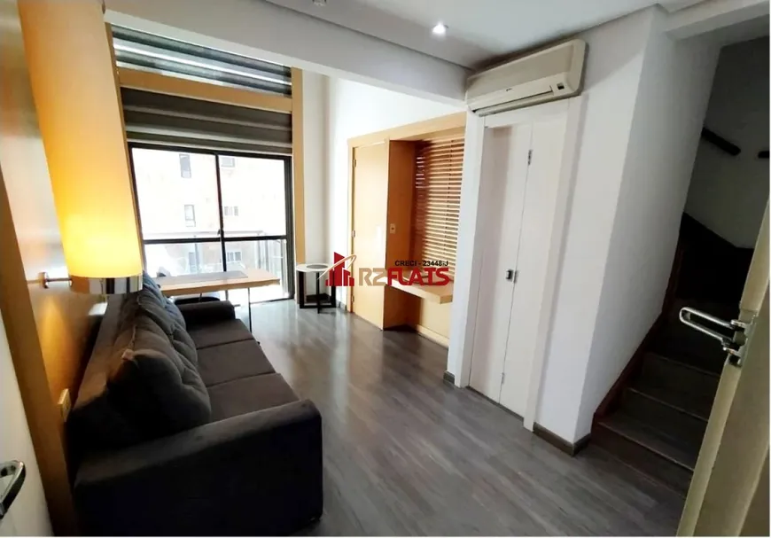 Foto 1 de Apartamento com 1 Quarto à venda, 42m² em Moema, São Paulo