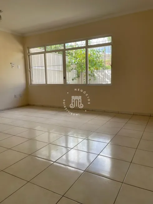 Foto 1 de Casa com 3 Quartos à venda, 183m² em Jardim América, Jundiaí