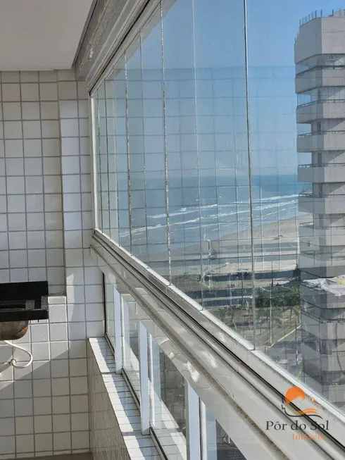 Foto 1 de Apartamento com 1 Quarto à venda, 50m² em Maracanã, Praia Grande
