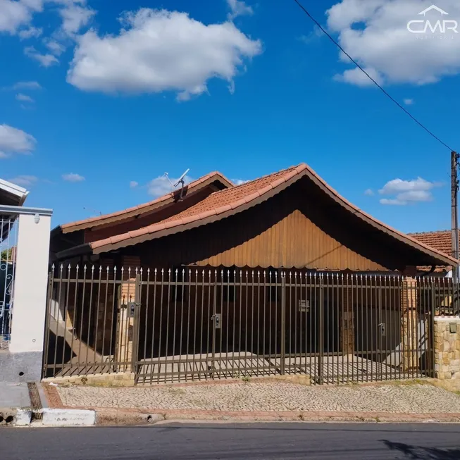 Foto 1 de Casa com 2 Quartos à venda, 180m² em Centro, São Pedro