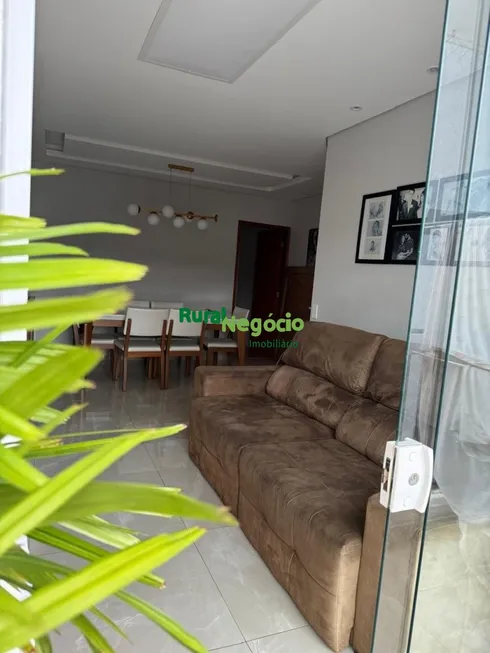 Foto 1 de Apartamento com 3 Quartos à venda, 96m² em Parque das Nações, Pindamonhangaba