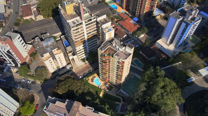 Foto 1 de Apartamento com 3 Quartos à venda, 254m² em Atiradores, Joinville