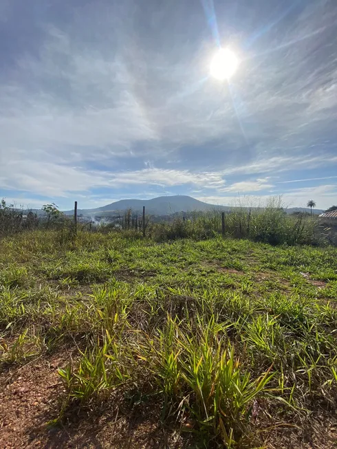 Foto 1 de Lote/Terreno à venda, 360m² em Santa Bárbara, Mateus Leme