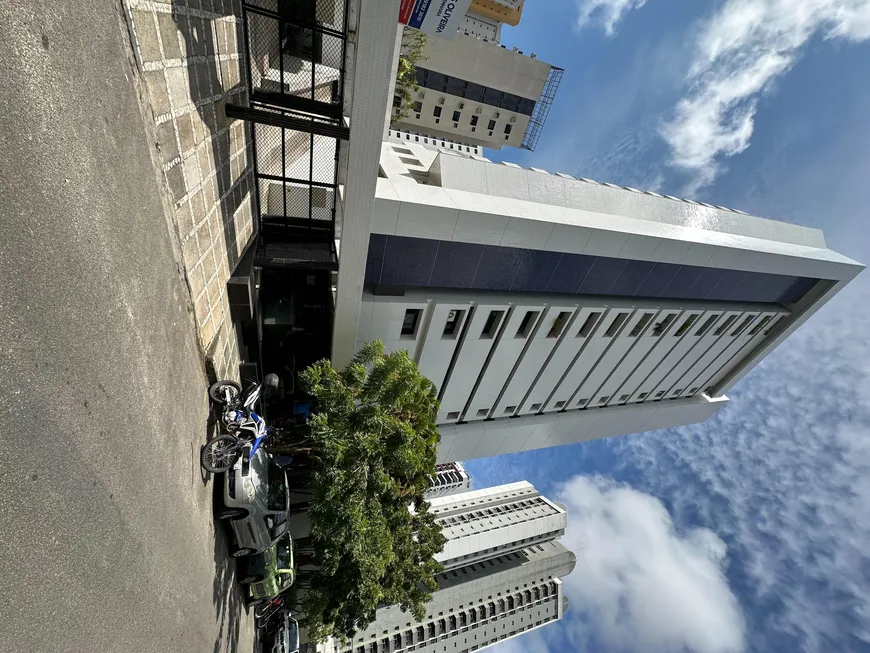 Foto 1 de Apartamento com 4 Quartos à venda, 184m² em Tamarineira, Recife