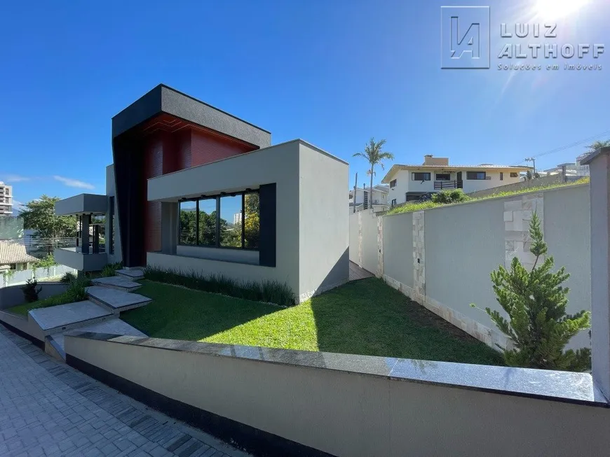 Foto 1 de Casa com 3 Quartos à venda, 468m² em Pedra Branca, Palhoça