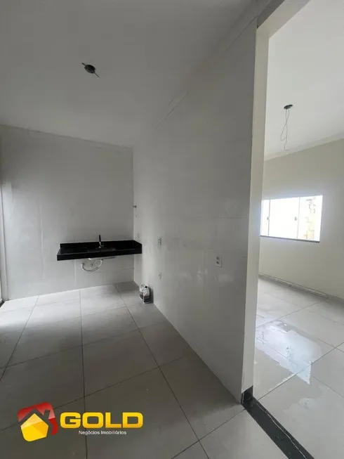 Foto 1 de Casa com 2 Quartos à venda, 65m² em Laranjeiras, Uberlândia