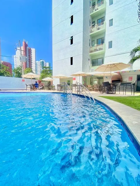 Foto 1 de Apartamento com 3 Quartos à venda, 67m² em Candeias, Jaboatão dos Guararapes