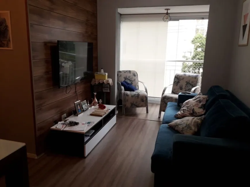 Foto 1 de Apartamento com 3 Quartos à venda, 63m² em Vila Carmem, São Paulo