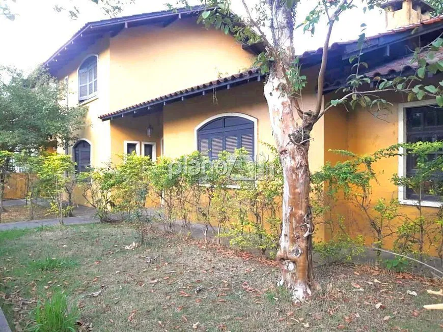 Foto 1 de Casa com 3 Quartos à venda, 360m² em Centro, Gravataí