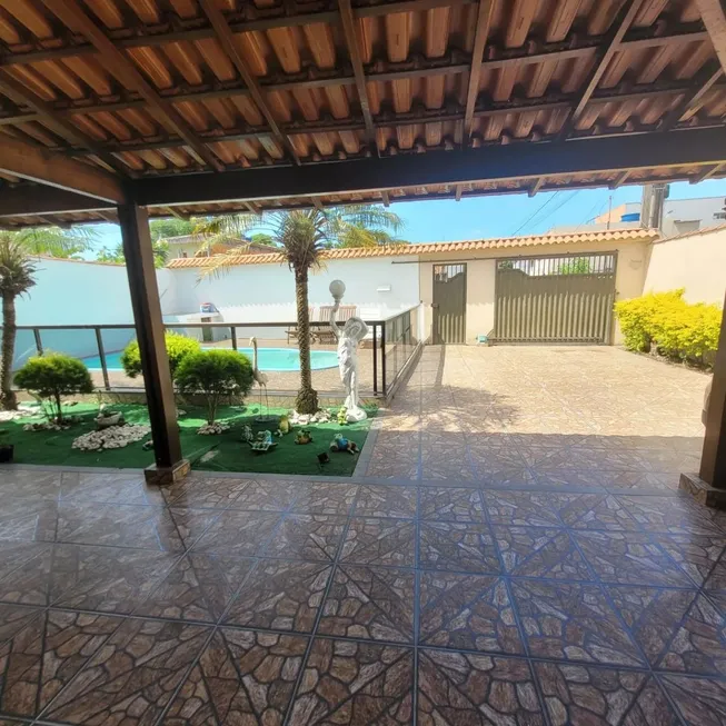 Foto 1 de Casa com 3 Quartos à venda, 150m² em Praia dos Recifes, Vila Velha