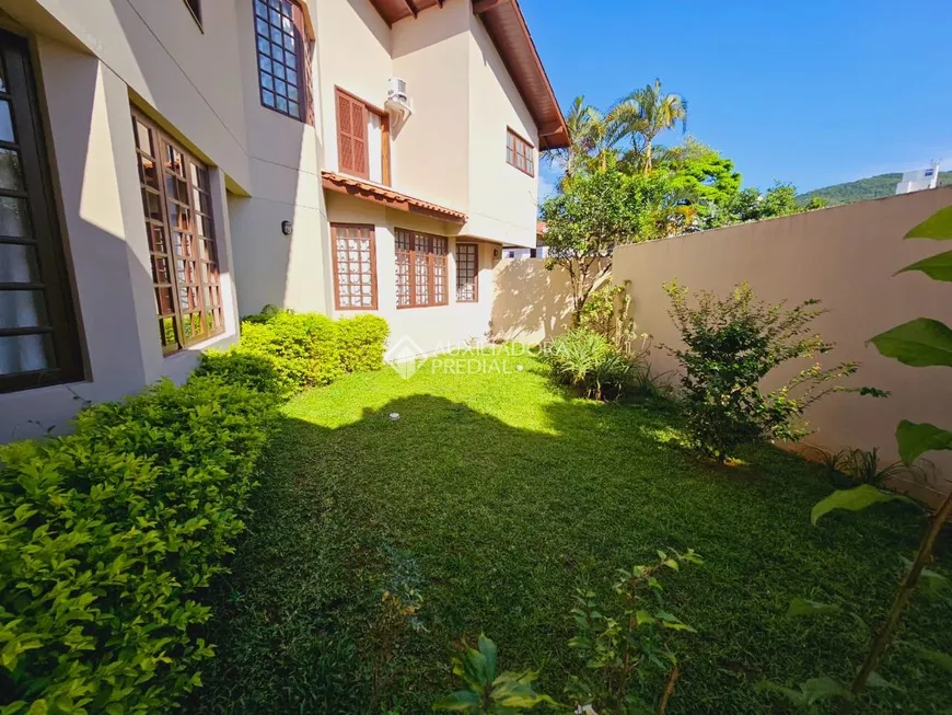 Foto 1 de Casa com 4 Quartos à venda, 297m² em Córrego Grande, Florianópolis