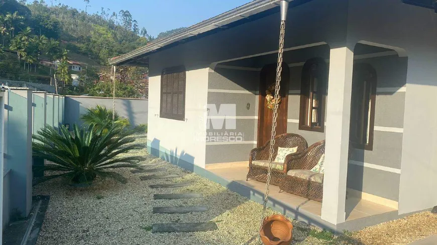 Foto 1 de Casa com 3 Quartos à venda, 120m² em Santa Luzia, Brusque