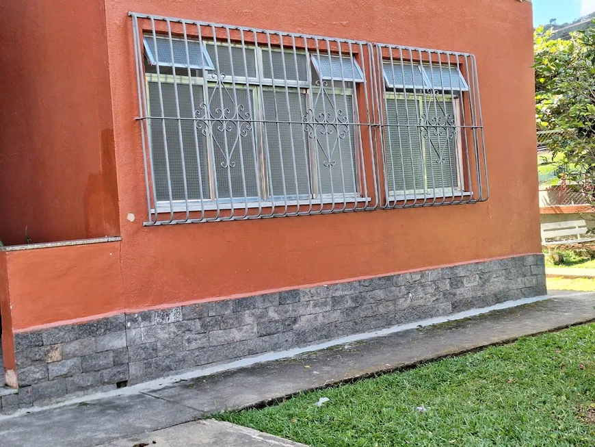 Foto 1 de Apartamento com 1 Quarto para alugar, 55m² em Correas, Petrópolis