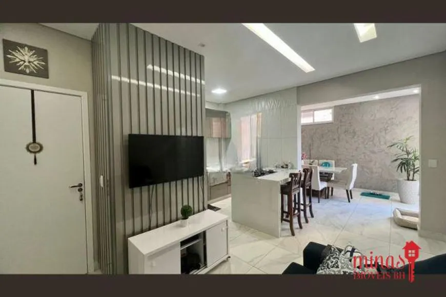 Foto 1 de Apartamento com 2 Quartos à venda, 104m² em Buritis, Belo Horizonte