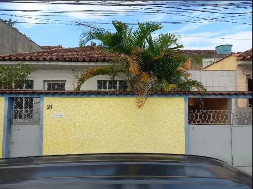 Foto 1 de Casa com 2 Quartos à venda, 108m² em Realengo, Rio de Janeiro