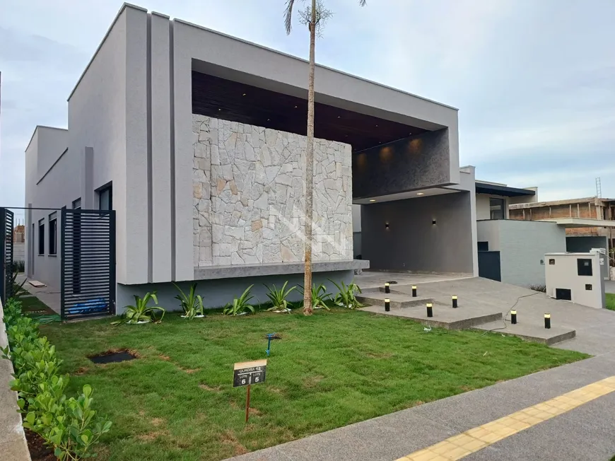 Foto 1 de Casa de Condomínio com 3 Quartos à venda, 225m² em Fazenda Vau das Pombas, Goiânia