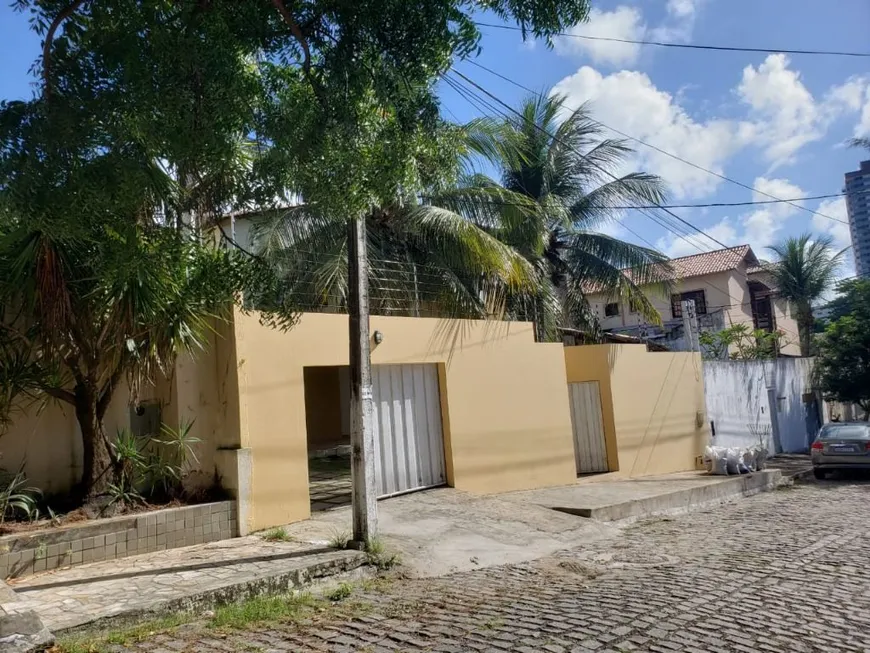 Foto 1 de Casa com 3 Quartos à venda, 200m² em Ponta Negra, Natal