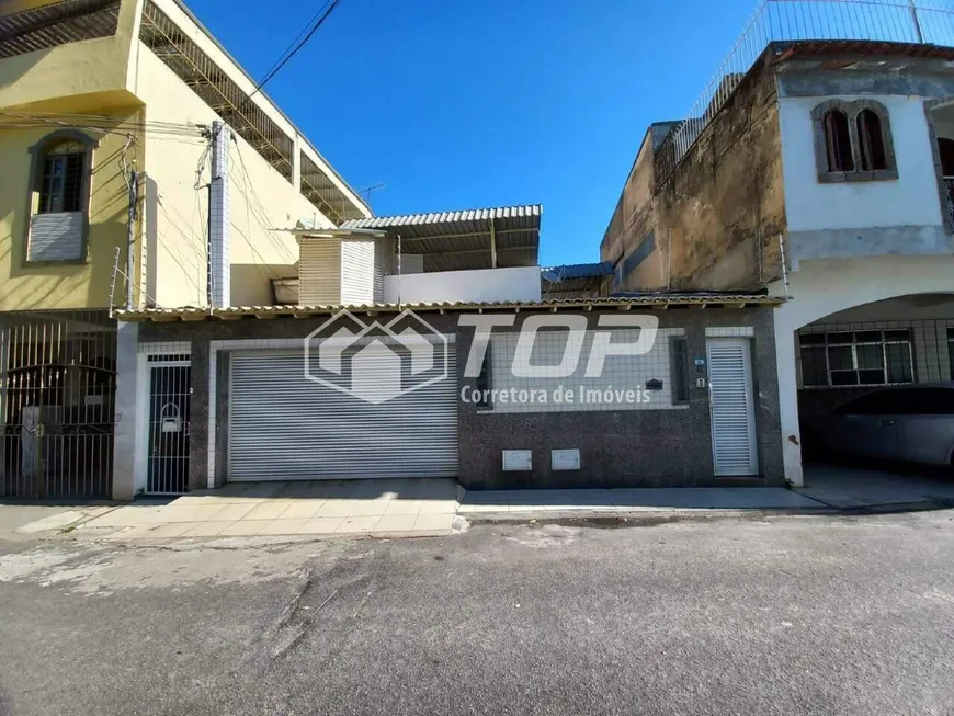 Foto 1 de Casa com 3 Quartos à venda, 135m² em Independência, Cachoeiro de Itapemirim
