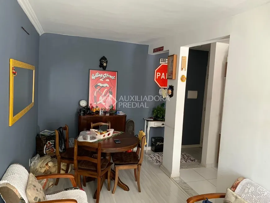 Foto 1 de Apartamento com 3 Quartos à venda, 63m² em Jardim Itú Sabará, Porto Alegre