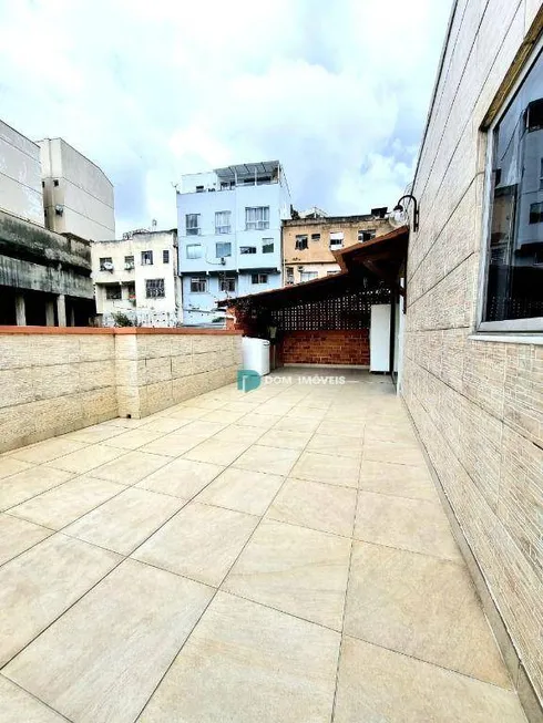 Foto 1 de Cobertura com 3 Quartos à venda, 146m² em São Mateus, Juiz de Fora