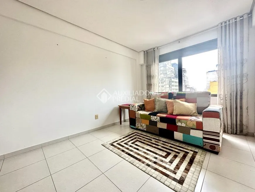 Foto 1 de Apartamento com 1 Quarto à venda, 43m² em Centro Histórico, Porto Alegre