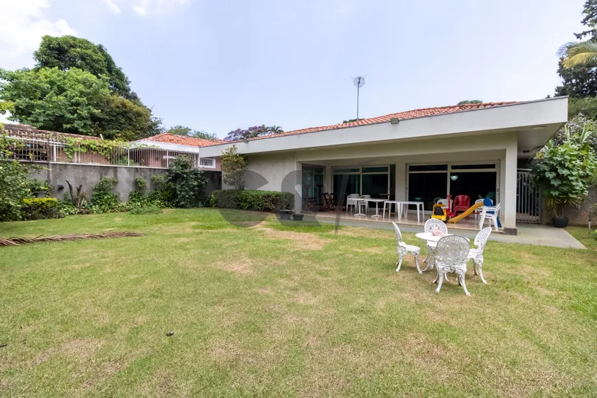 Foto 1 de Casa com 4 Quartos para venda ou aluguel, 349m² em Alto Da Boa Vista, São Paulo