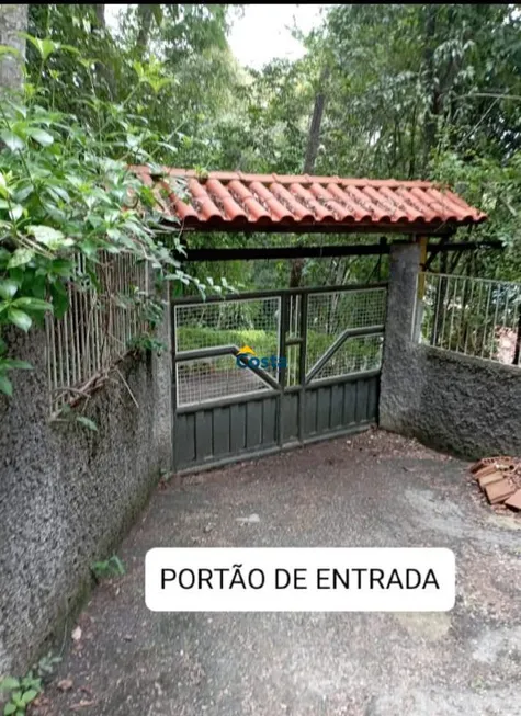 Foto 1 de Fazenda/Sítio com 3 Quartos à venda, 240m² em , Esmeraldas