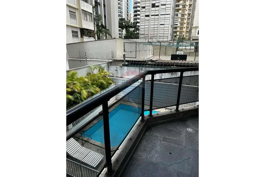 Foto 1 de Apartamento com 3 Quartos para alugar, 125m² em Santa Cecília, São Paulo