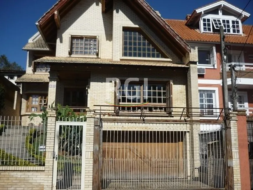 Foto 1 de Casa com 3 Quartos à venda, 240m² em Tristeza, Porto Alegre