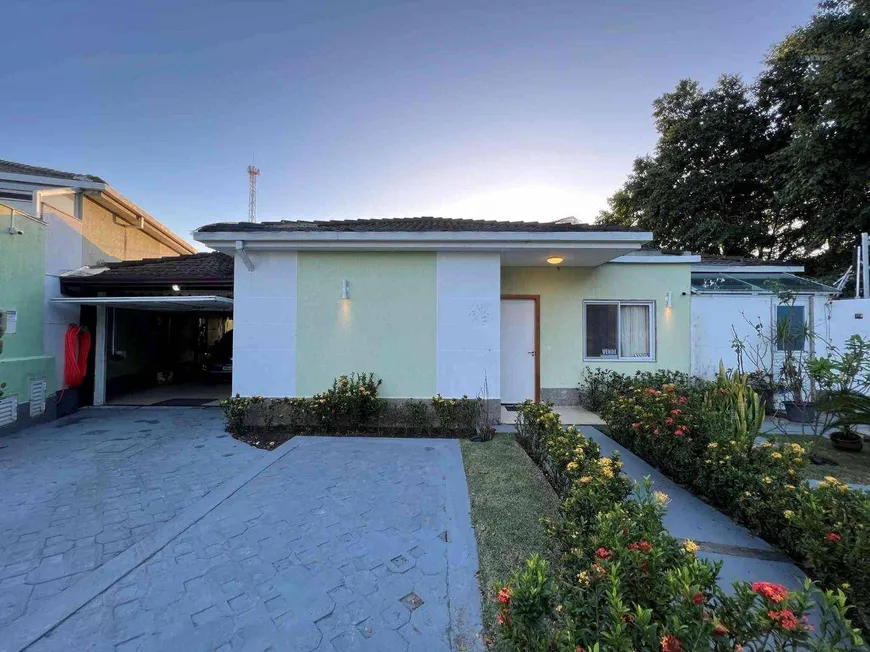 Foto 1 de Casa de Condomínio com 3 Quartos à venda, 191m² em Colina de Laranjeiras, Serra