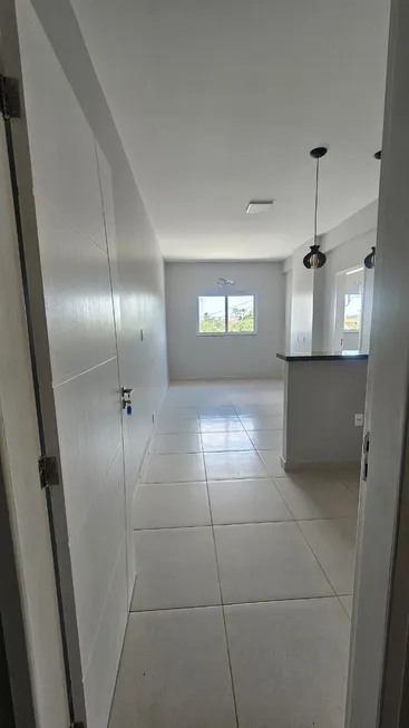 Foto 1 de Apartamento com 1 Quarto para alugar, 50m² em Jardim Caiçara, Cabo Frio