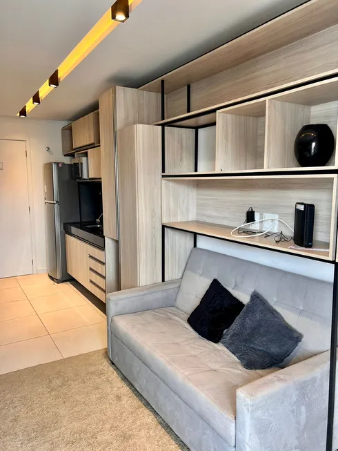 Foto 1 de Apartamento com 1 Quarto para alugar, 35m² em Ponta Verde, Maceió