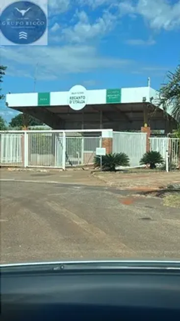 Foto 1 de Lote/Terreno à venda, 2280m² em Centro, Santo Antônio de Goiás