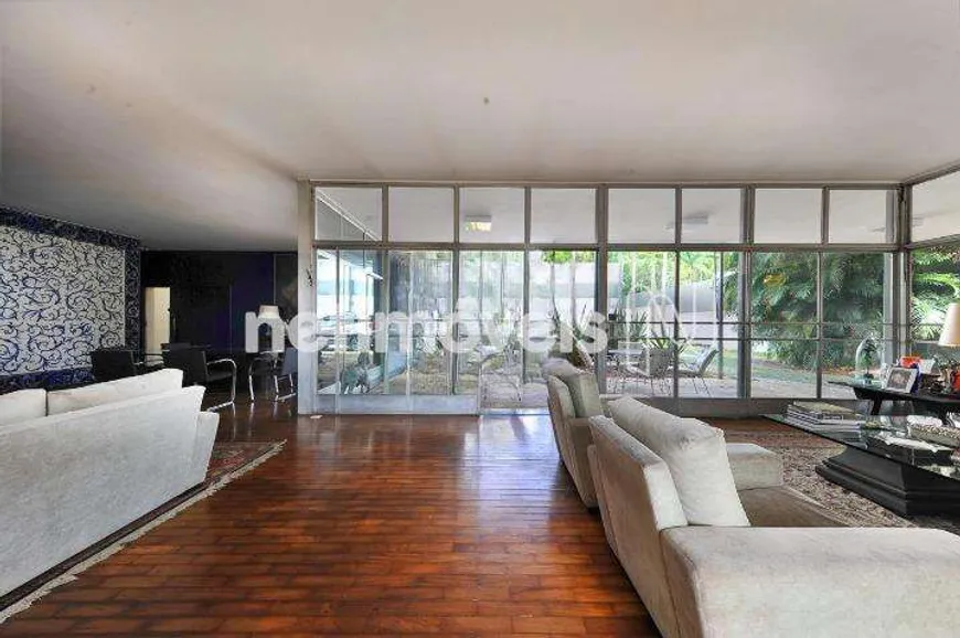 Foto 1 de Casa com 4 Quartos para alugar, 478m² em Cidade Jardim, Belo Horizonte